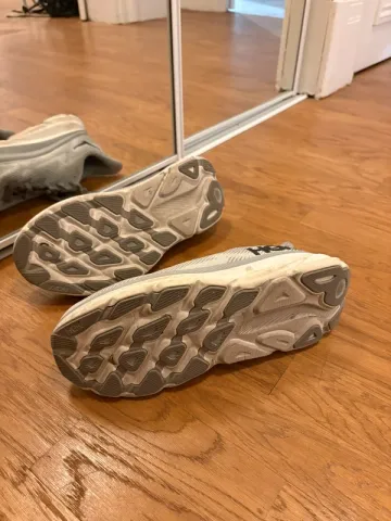 Used Hoka Sneaker bike — image 2 of 4