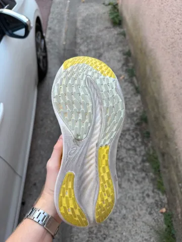 Used Asics Gel-Nimbus 26 bike — image 7 of 7