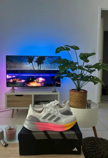 Used Adidas Ultra Boost 5 bike — image 1 of 4