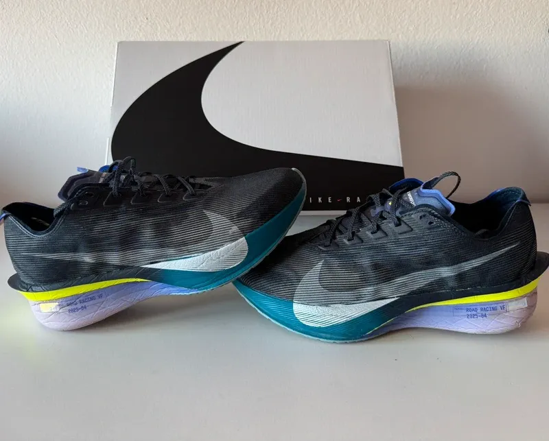 Nike Vaporfly 4 Running Shoes usato