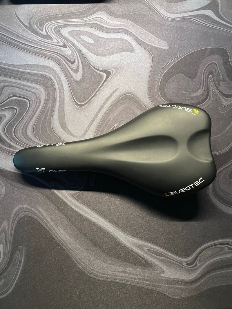 Burgtec The Cloud Saddle Saddles & Seatposts usato