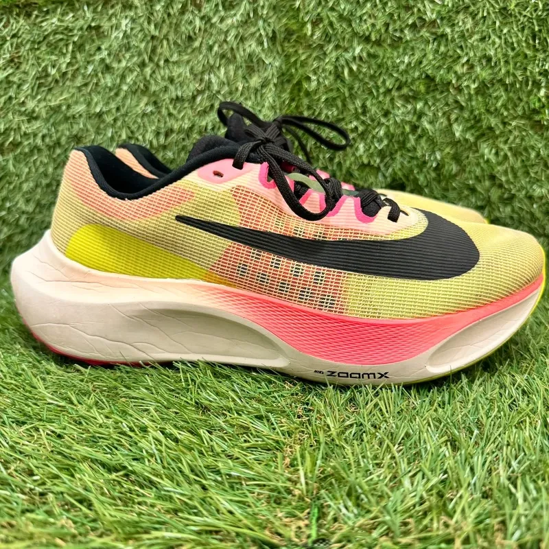 Used Premium Zoom Fly 5 Ekiden Running Shoes