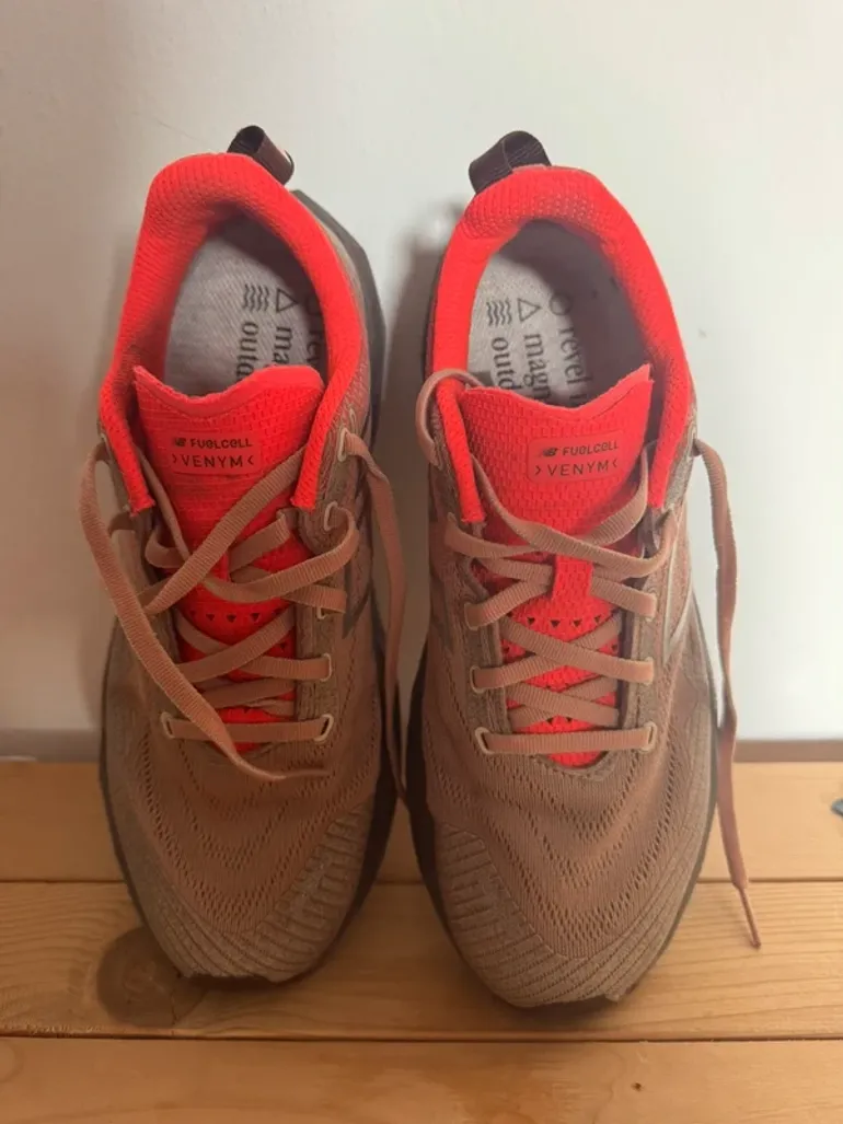 New Balance Venym bike usato — immagine 2 di 6
