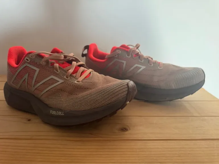 New Balance Venym bike usato — immagine 3 di 6