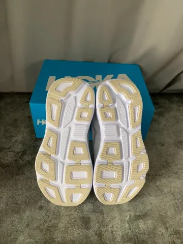 Hoka Bondi 9 bike usato — immagine 2 di 5