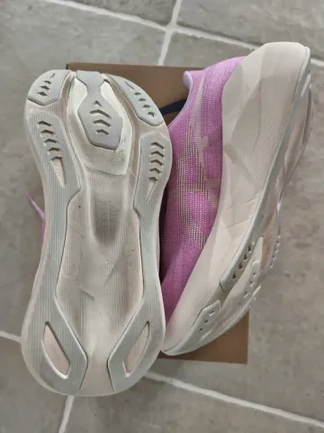 Käytetty Asics Novablast 6 bike — kuva 5 / 8