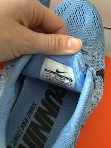 Used Nike Lunarlon bike — image 7 of 8