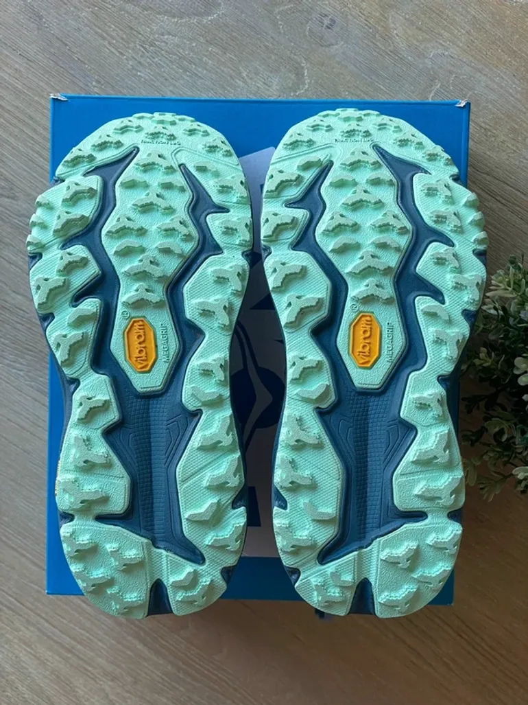 Used Hoka Speedgoat 6 bike — image 3 of 9