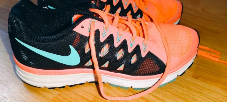 Used Nike Zoom Vomero 9 bike — image 2 of 5