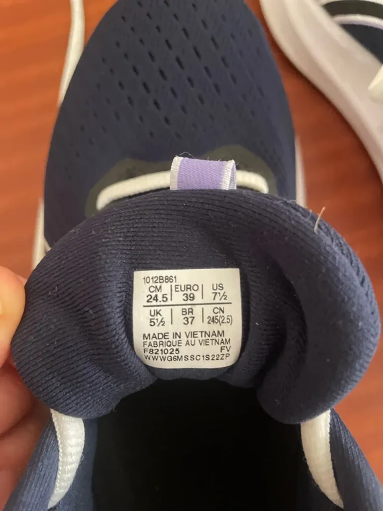 Used Asics Gel-Excite 11 bike — image 7 of 8