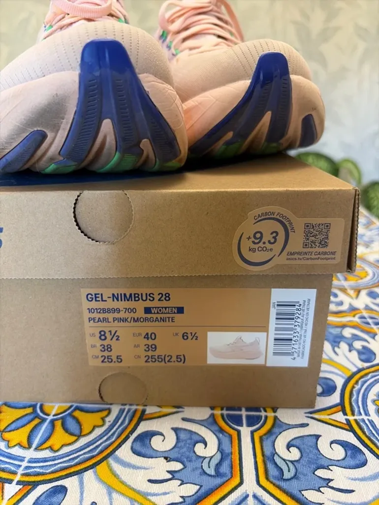 Used Asics Gel-Nimbus 28 bike — image 4 of 6