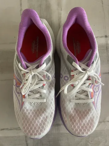 Used Saucony Endorphin Speed 5 bike — image 1 of 3