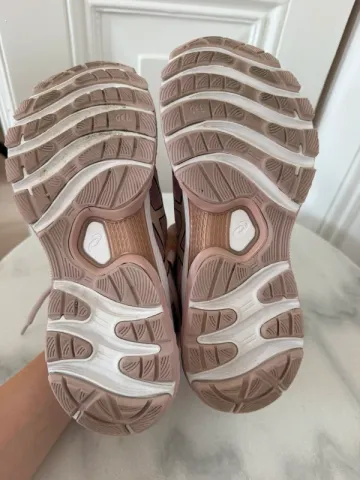 Käytetty Asics Gel Nimbus 22 bike — kuva 6 / 7