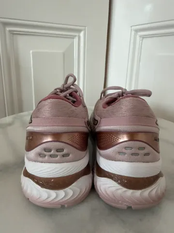 Käytetty Asics Gel Nimbus 22 bike — kuva 5 / 7
