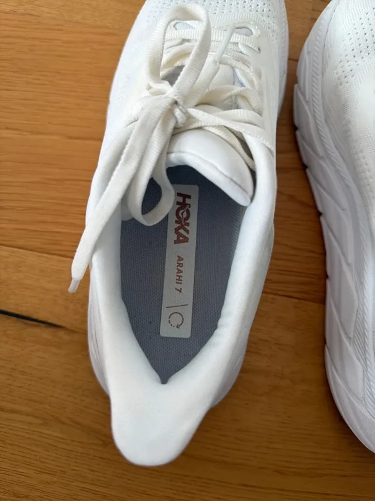 Used Hoka Arahi 7 bike — image 5 of 7