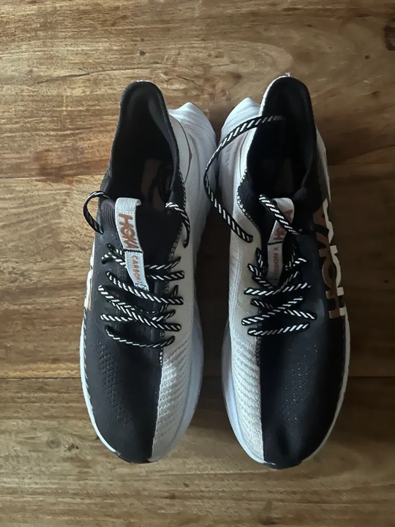Used Hoka Carbon X3 bike — image 2 of 8