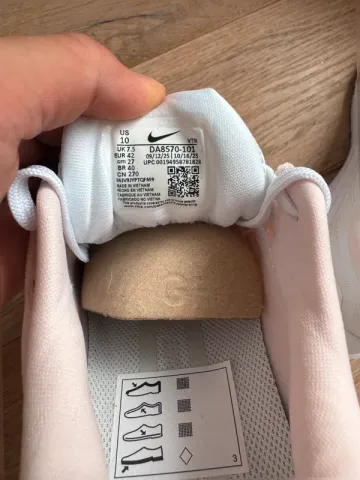 Tweedehands Nike Air Zoom Structure 24 bike — afbeelding 7 van 9