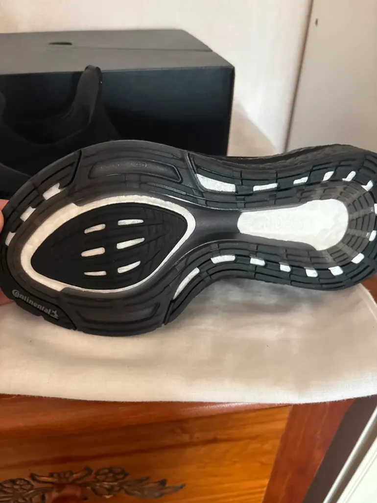 Tweedehands Adidas Ultraboost bike — afbeelding 4 van 6