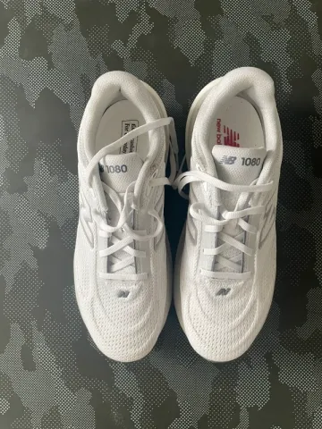 Used New Balance Fresh Foam X 1080 v15 bike — image 2 of 3
