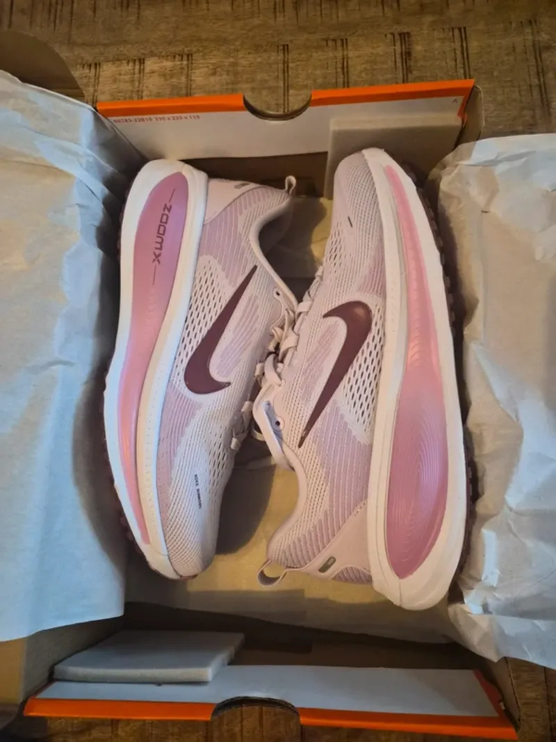 Nike Vomero 18 Running Shoes de segunda mano