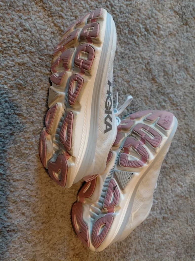 Used Hoka Gaviota bike — image 3 of 5