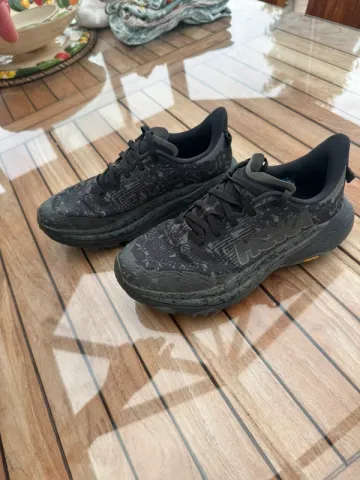 Used Hoka Speedgoat 6 bike — image 5 of 5