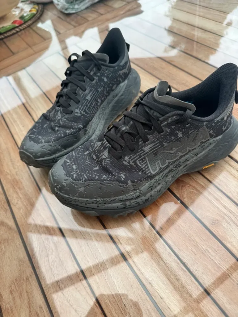 Used Hoka Speedgoat 6 bike — image 2 of 5