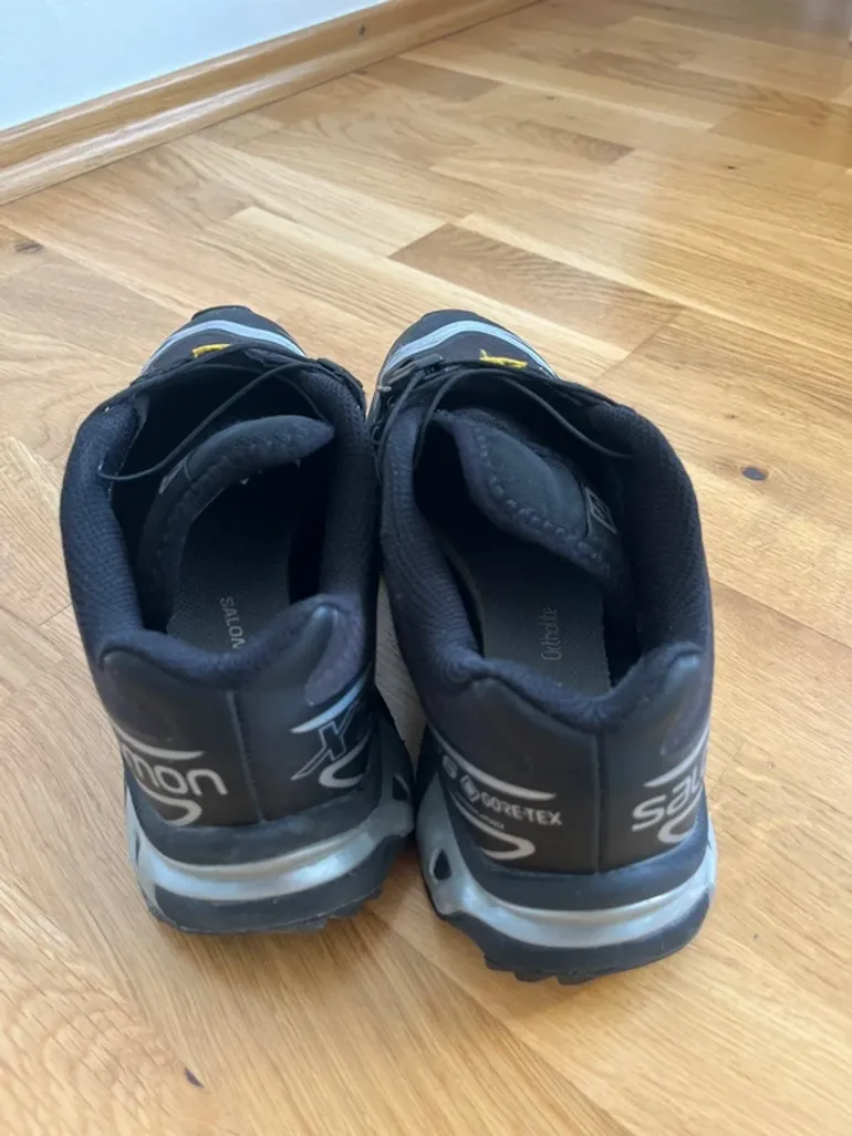 Used Salomon XT-6 Gore-Tex bike — image 3 of 8