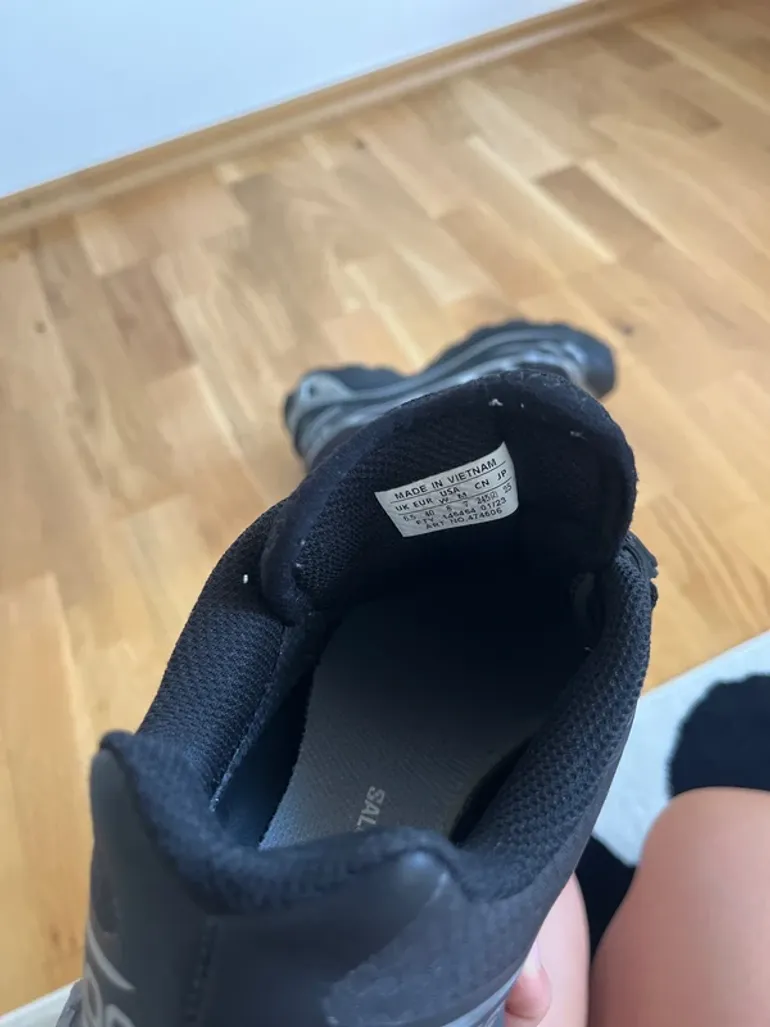 Used Salomon XT-6 Gore-Tex bike — image 6 of 8
