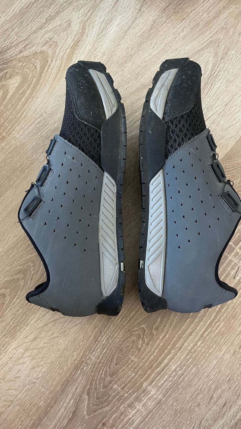 Used Lake MX201 Cycling Shoes