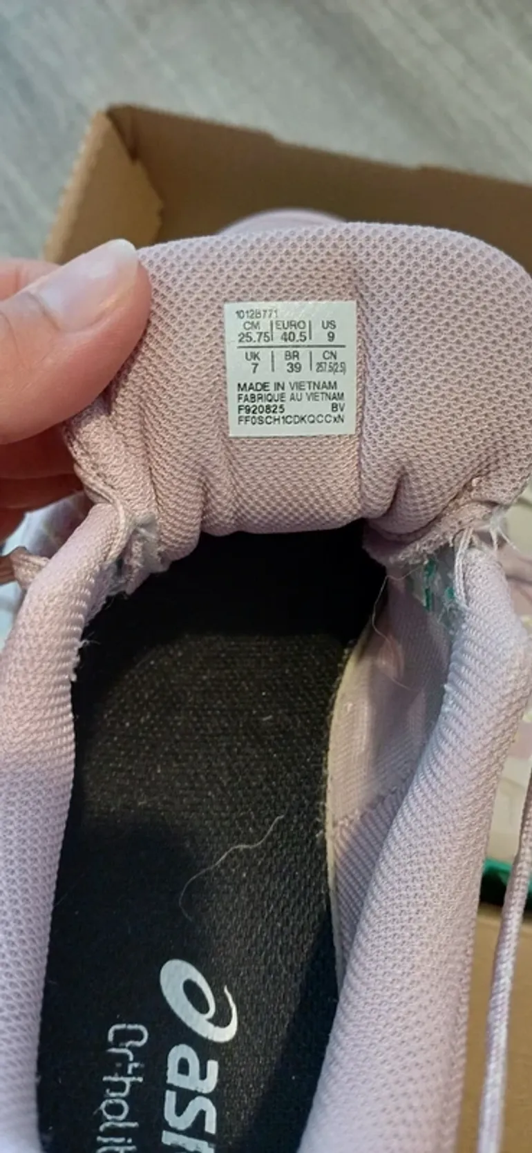 Used Asics Gel Sonoma 8 bike — image 5 of 5