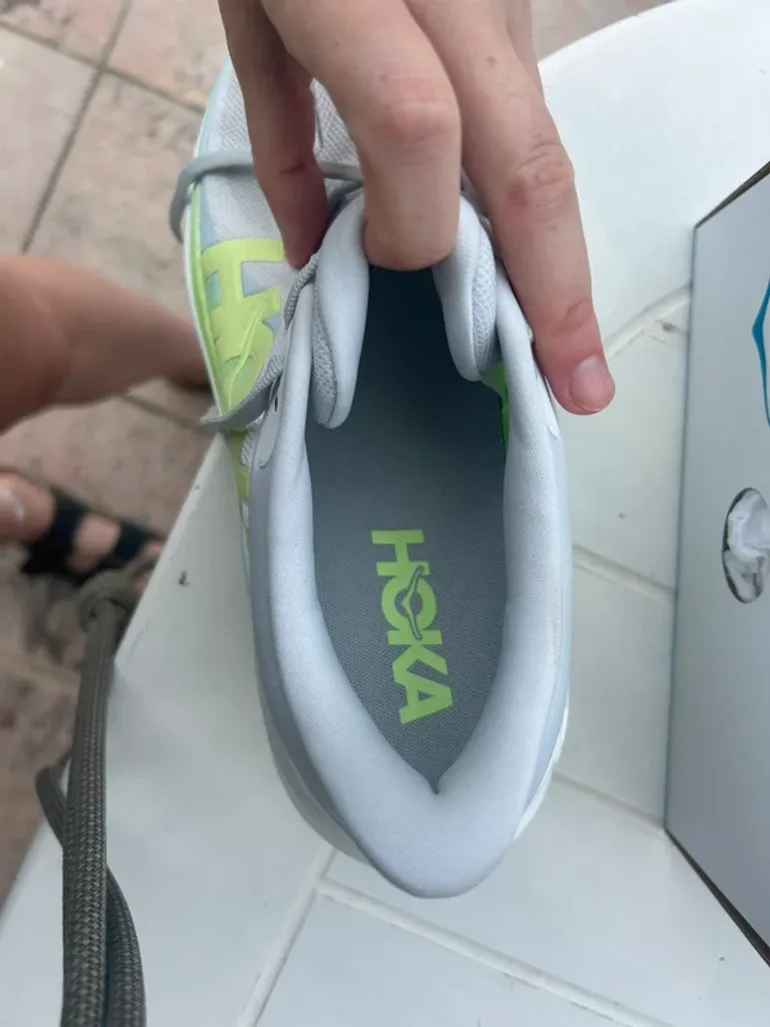 Used Hoka Clifton Pro bike — image 7 of 10