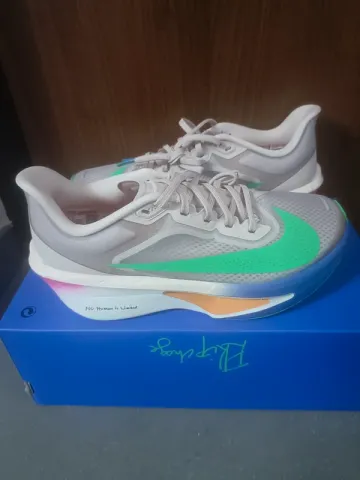 Used Nike FLY 6 bike — image 1 of 3