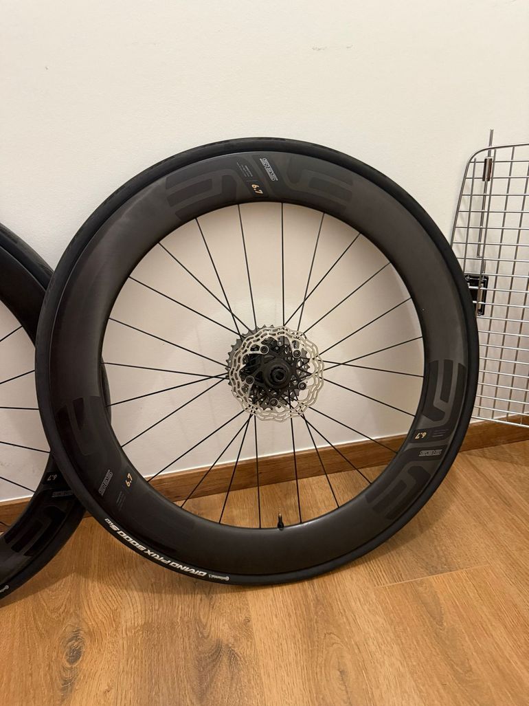 Brugt Enve SES 6.7 Wheelset 2025 bike — billede 1 af 3