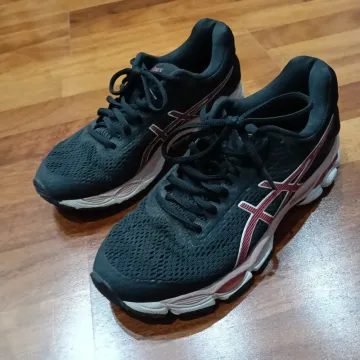 Used Asics Gel bike — image 1 of 4