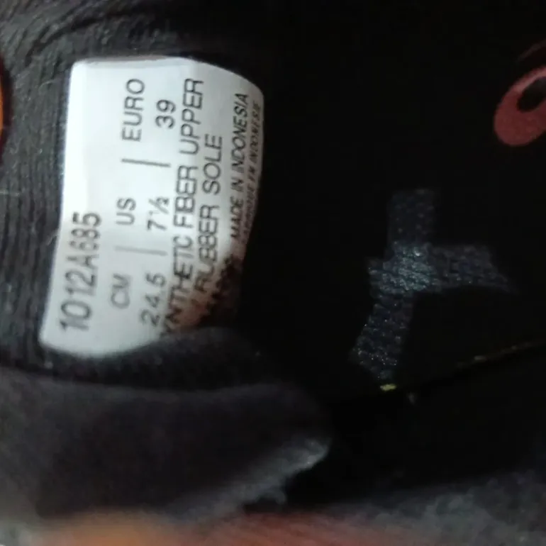 Used Asics Gel bike — image 4 of 4