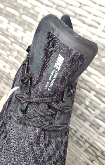 Used Lightweight Nike Zoom Pegasus 36 bike — image 8 of 9