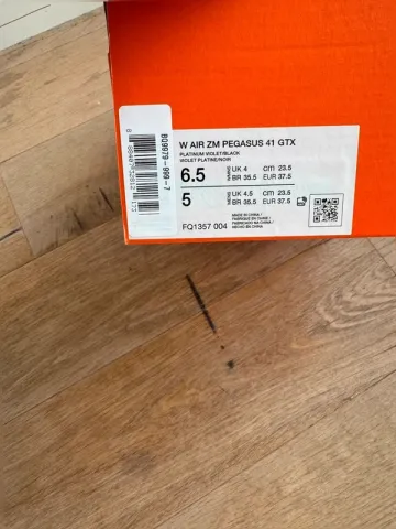 Used Pegasus Air Zoom 41 Goretex bike — image 7 of 7