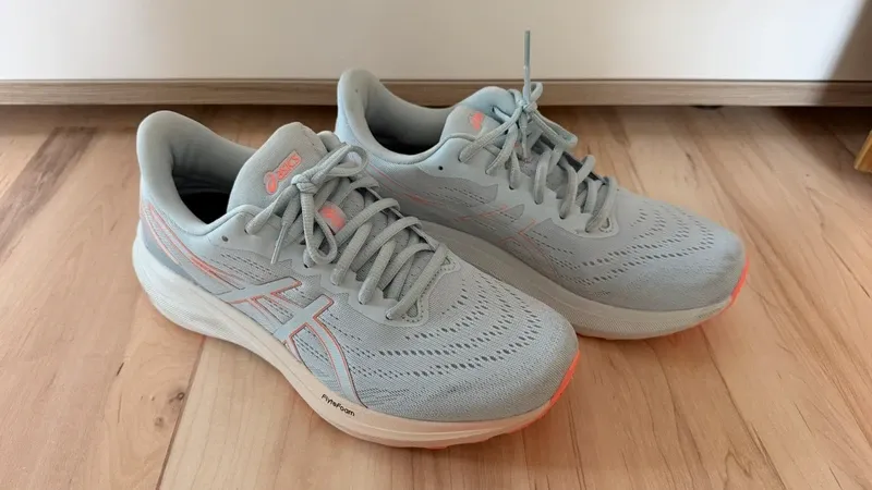 Asics Gel-Kinjo Running Shoes de segunda mano