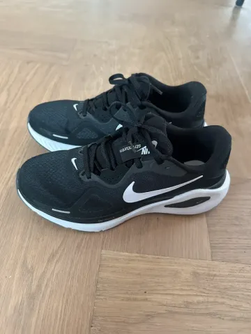 Used Nike Structure 26 bike — image 1 of 9