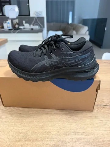 Used Asics Gel Kayano 29 bike — image 1 of 5