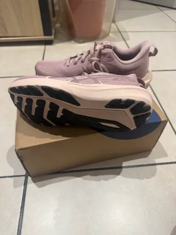 Asics GT-1000 14 bike usato — immagine 3 di 6