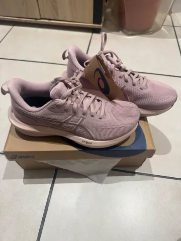 Asics GT-1000 14 bike usato — immagine 1 di 6