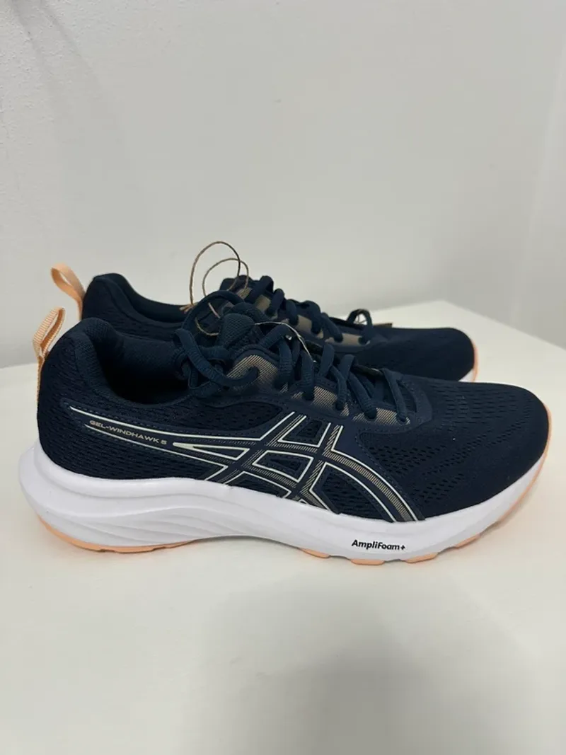 Asics Running Shoes Running Shoes usato