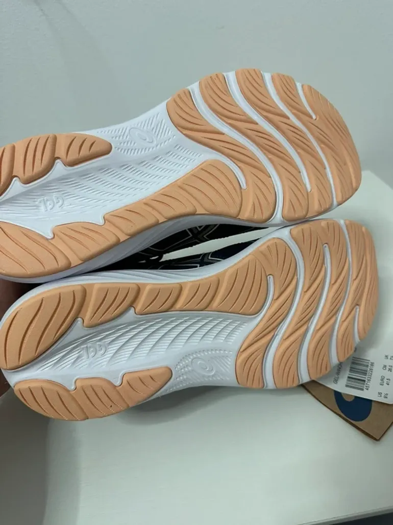 Asics Running Shoes bike usato — immagine 5 di 6