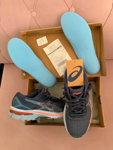 Used Asics GT-2000 9 bike — image 5 of 11