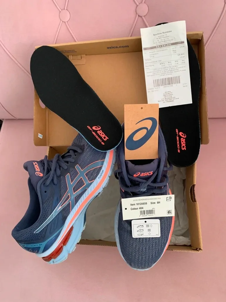 Used Asics GT-2000 9 bike — image 3 of 11