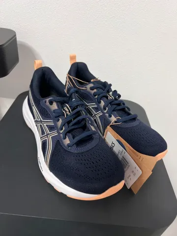 Asics Gymnastics Shoes bike usato — immagine 4 di 6