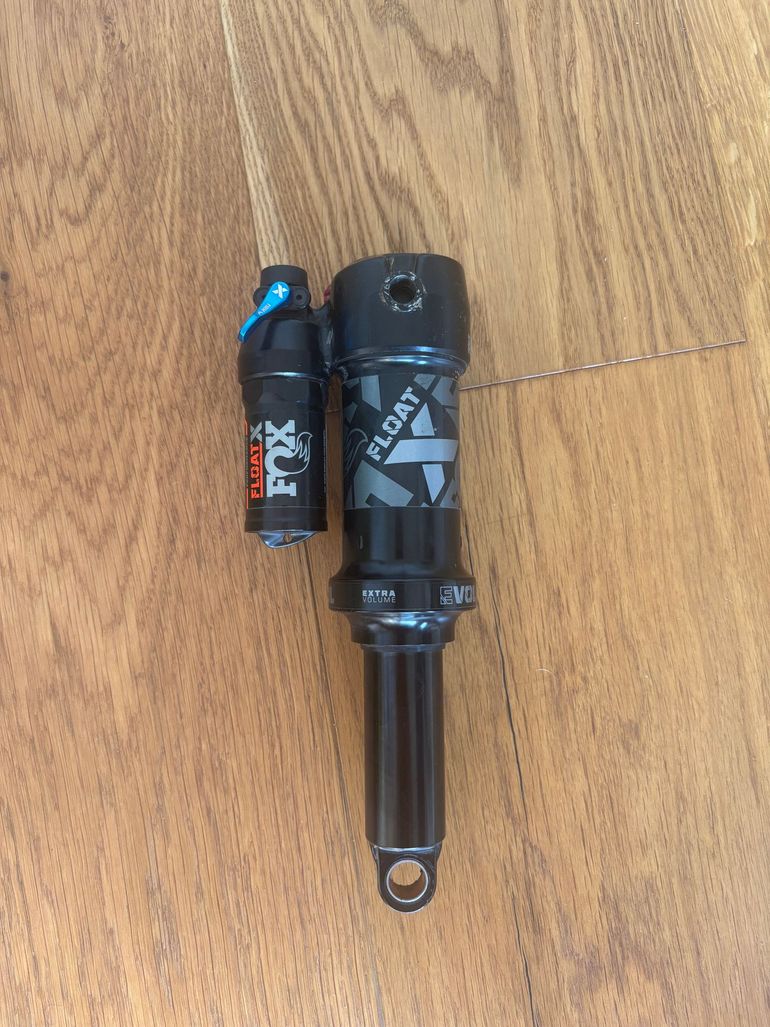Used Fox Float X Performance 2022 bike — image 2 of 4