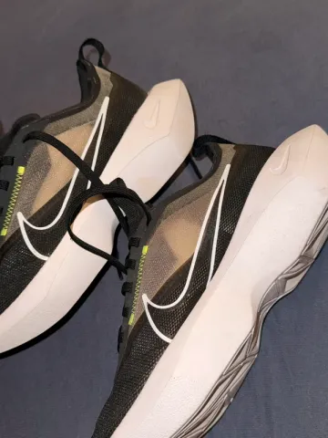 Used Nike Running Shoes bike — image 8 of 8